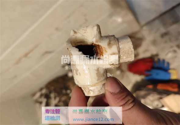 临翔引起漏水的原因有哪些？